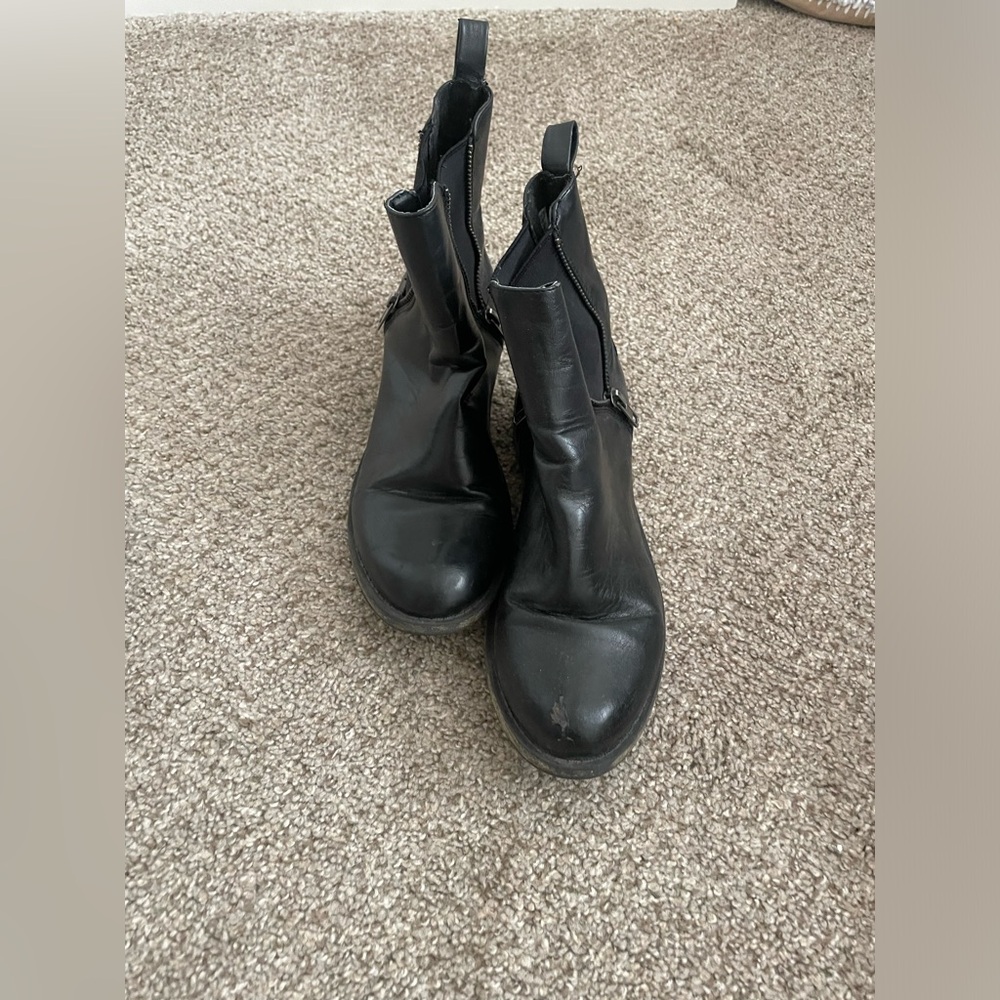ankle boots